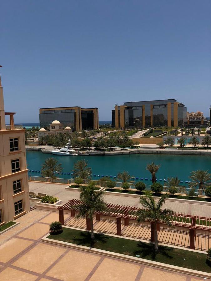 شقة مارينا البيلسان - عائلات فقط Lejlighed King Abdullah Economic City Eksteriør billede